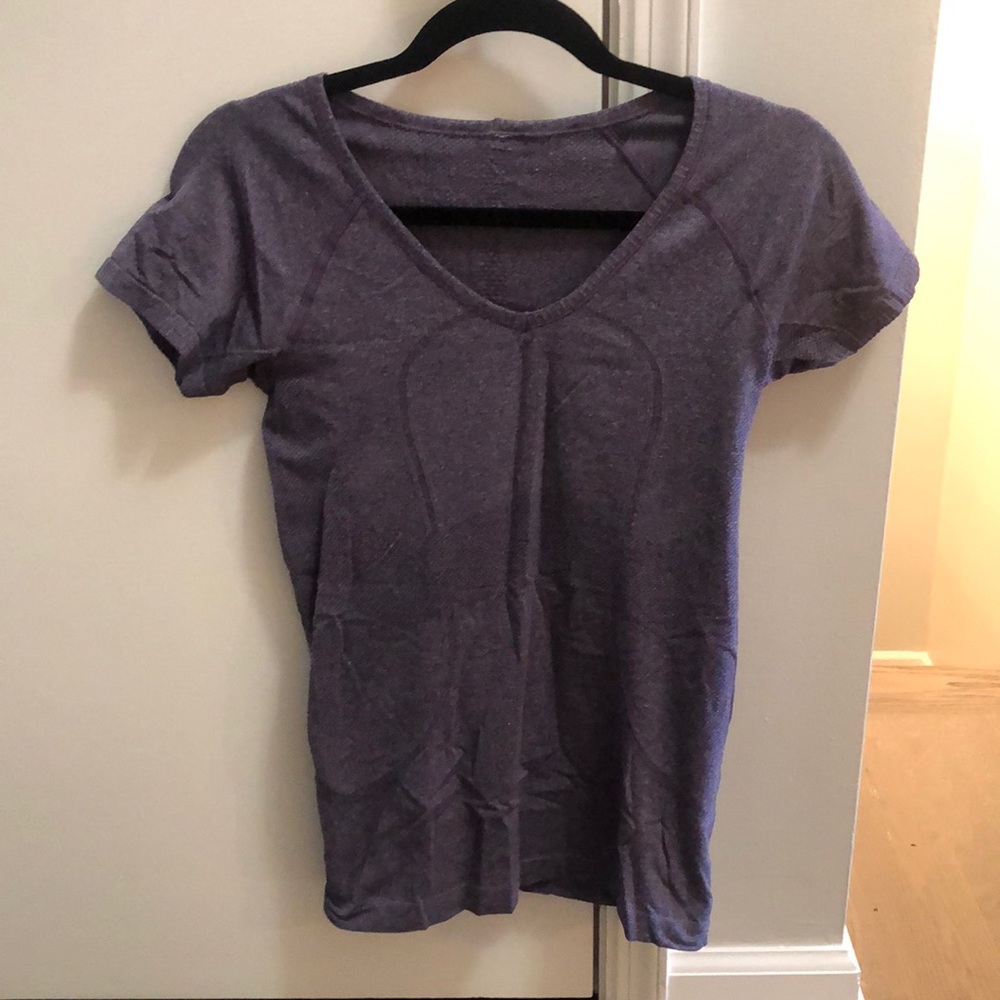 Swiftly v neck